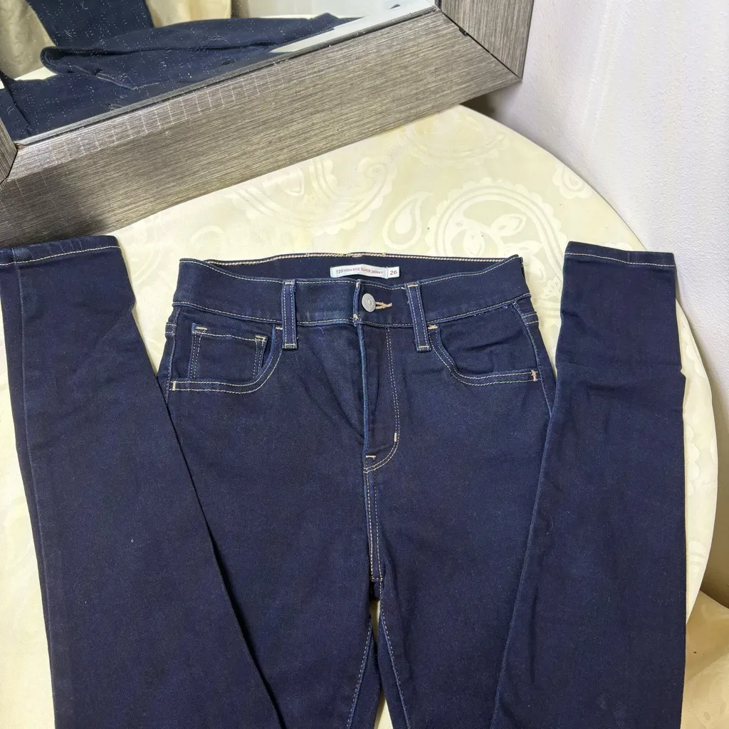 Levi's Women's Dark Blue 720 High Rise Super Skinny - Image 9