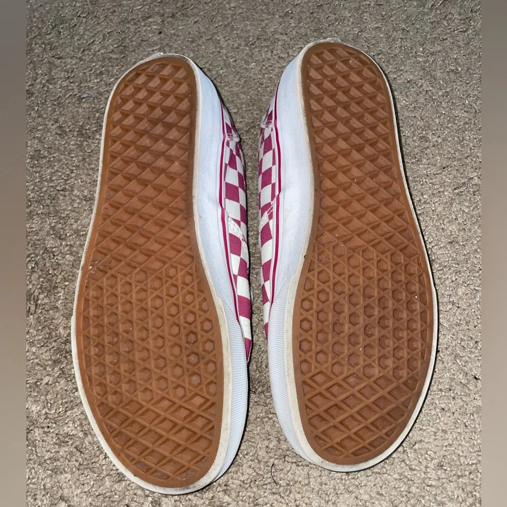 Vans Maroon Burgundy Red & White Checkered Lace-Up Gym Shoes - Image 4