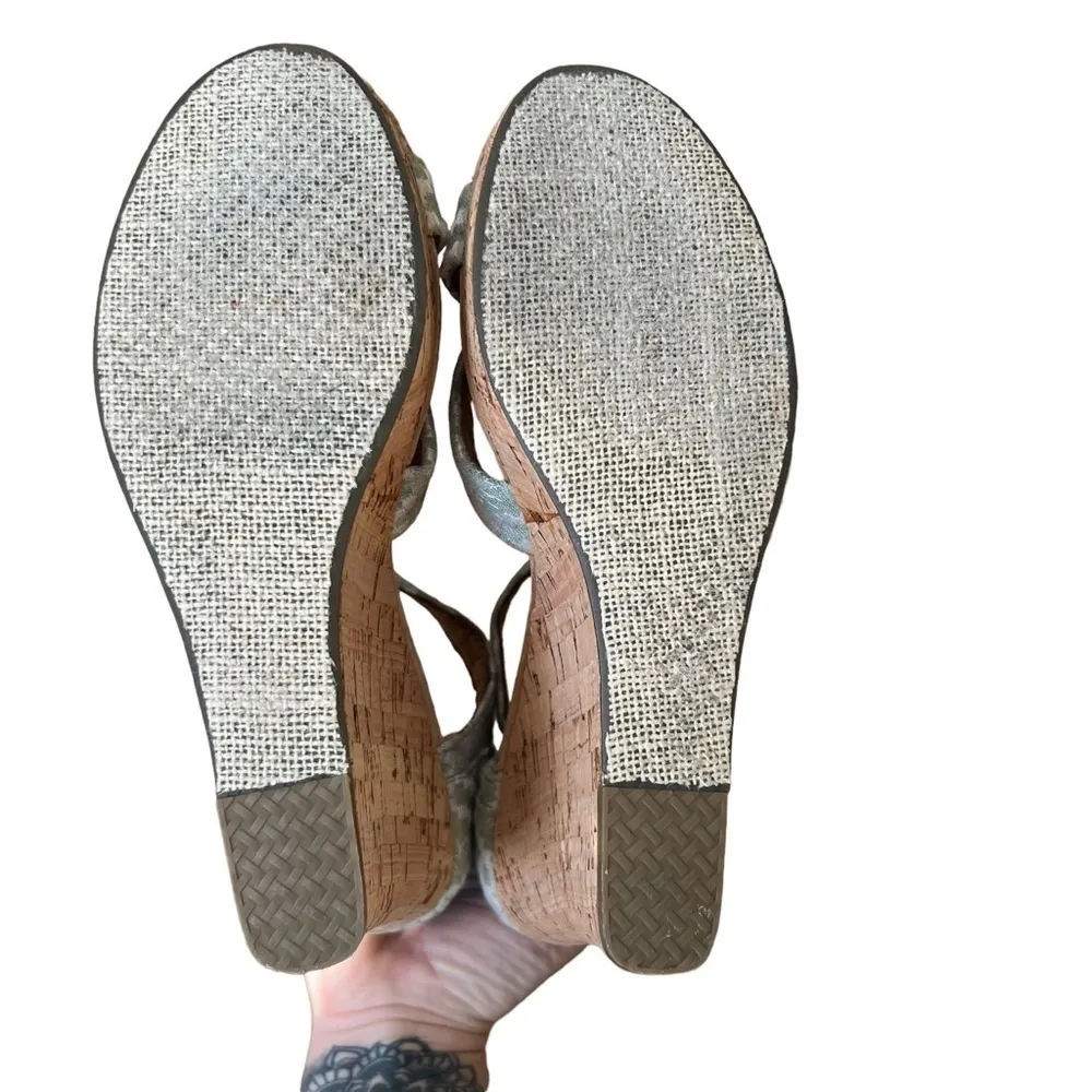 TOMS Blue Green Wedge Sandals - Image 7