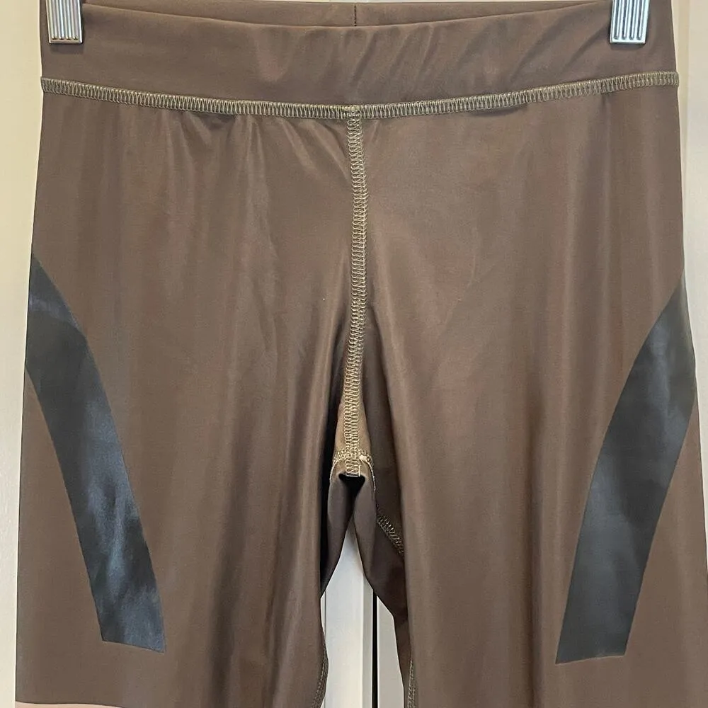 NWT  x Adidas Techfit Tight - Women Size XS - Taupe/Brown/Black - Image 6