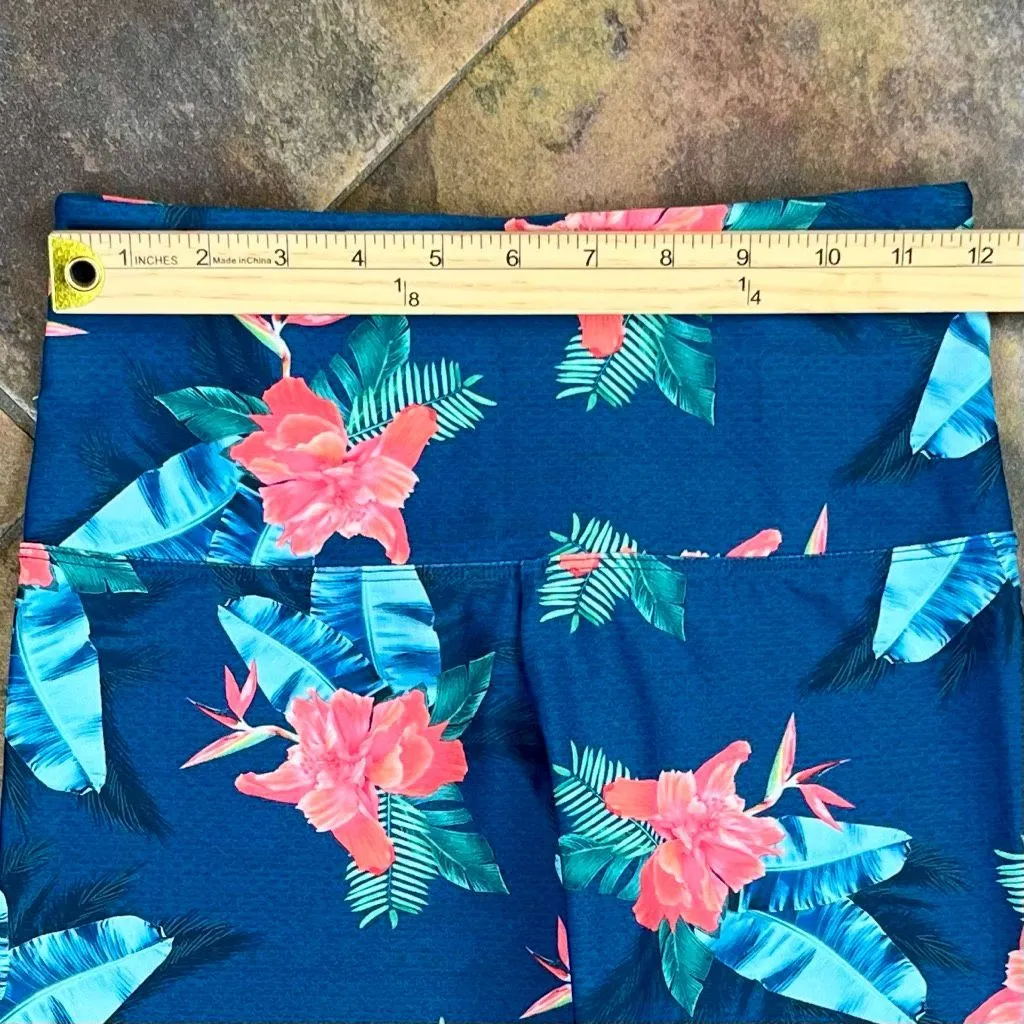 Lorna Jane New Amy 3/4 Tropical Hibiscus Banana Leaf Leggings XS - Image 2