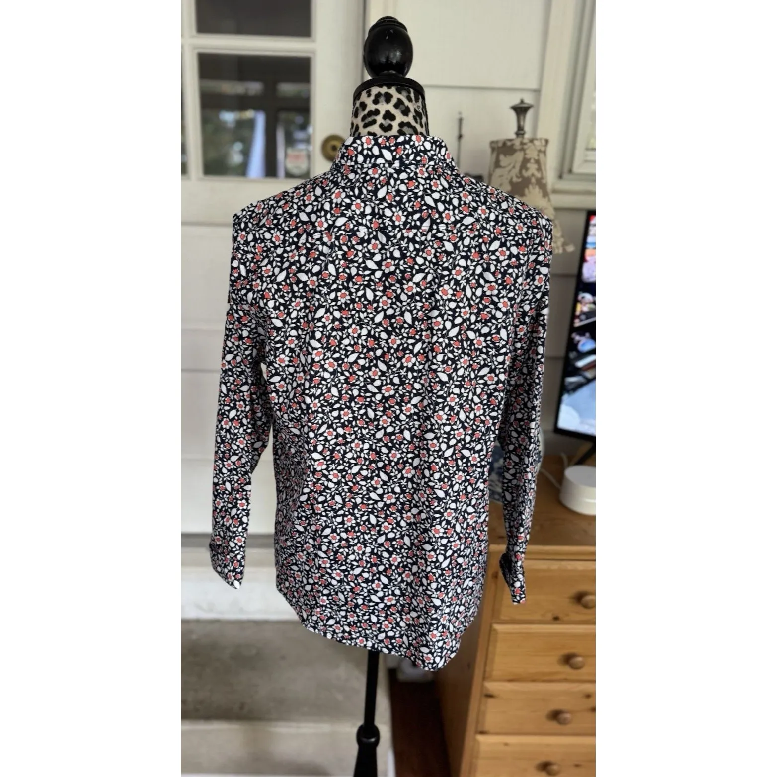 Lands' End Supima Blouse No Iron Women's Button Up Floral Shirt Navy Petite 16P Blue - Image 2