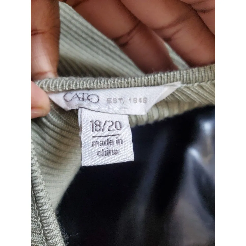 Cato Women's Green Rayon Scoop Neck Lace Long Sleeve Pullover Sweater Size 18/20 - Image 7