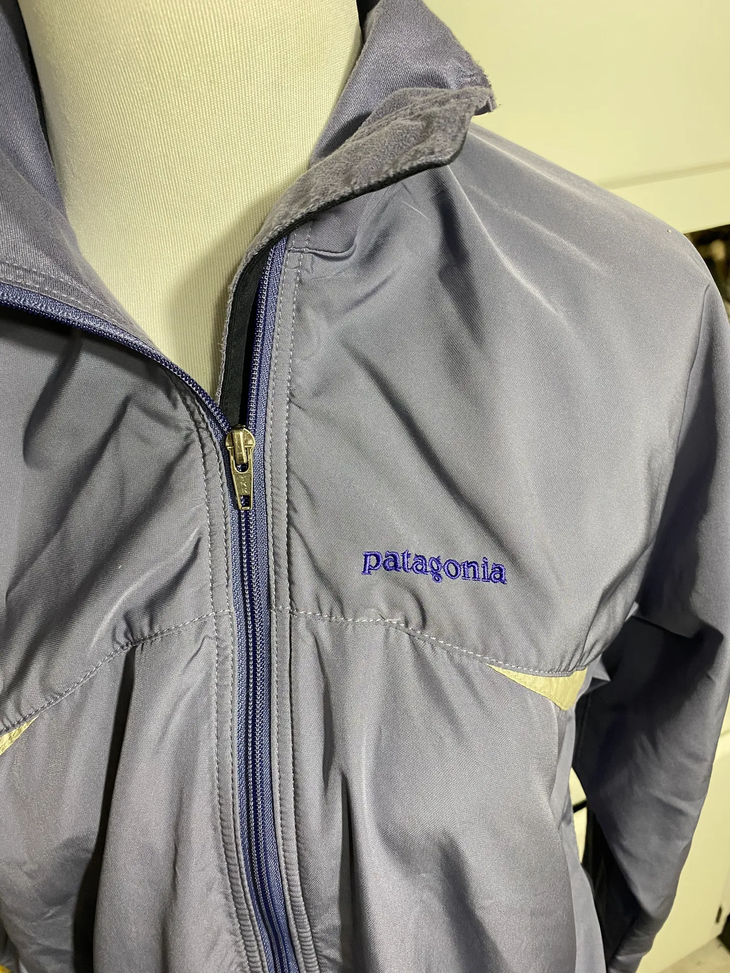 Patagonia Wind Breaker Style Jacket Size S - Image 4
