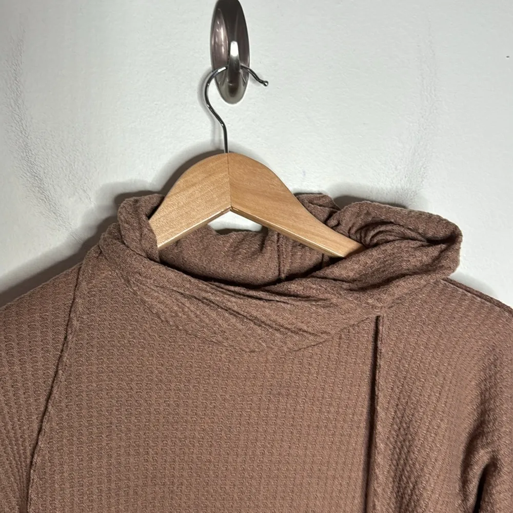 Talulah Tan Relaxed Knit Thermal Waffle Hoodie Size S - Image 3