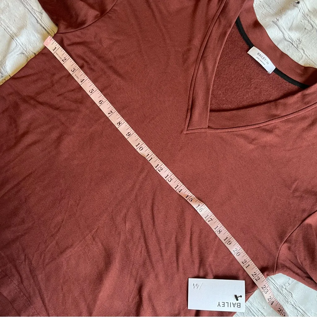 Bailey 44 Womens V-neck Sweatshirt Large Made In USA NEW NWT Boho Beaded Arms - Image 11