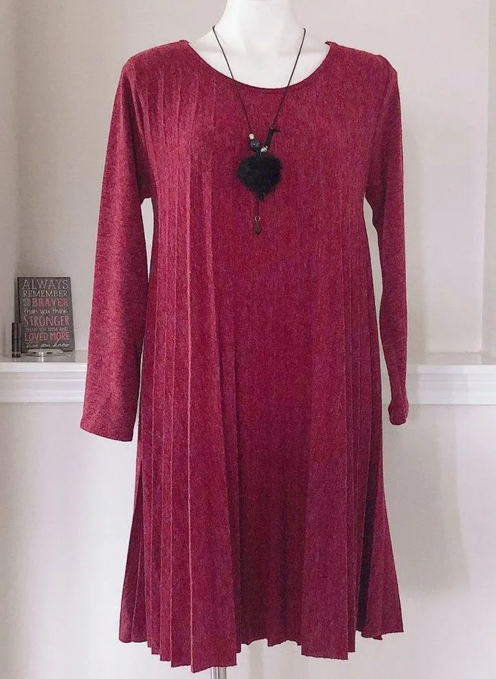 Vasna Pleated Burgundy Sweater Dress with Necklace Size M NWT Size M - Image 10