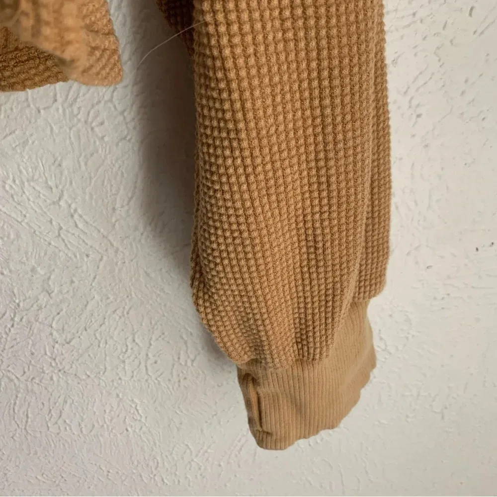 OFFLINE by Aerie Waffle Hoodie in Khaki Sz XL cozycore - Image 4