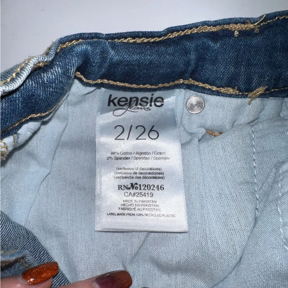 Kensie Blue Jean Shorts with Distressed Hem and Relaxed Fit - Image 4