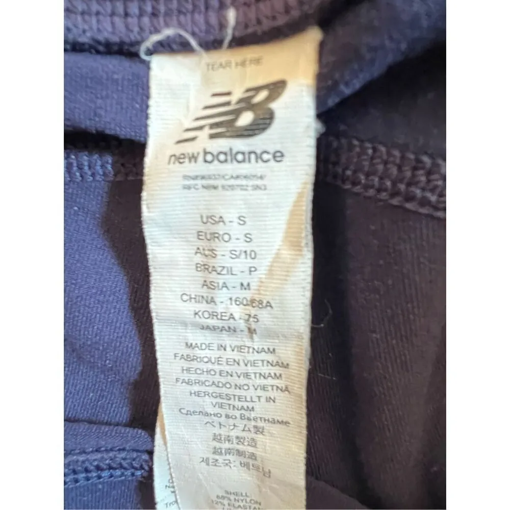 New Balance  Navy Blue Scalloped Waist Capri Leggings Size S - Image 6