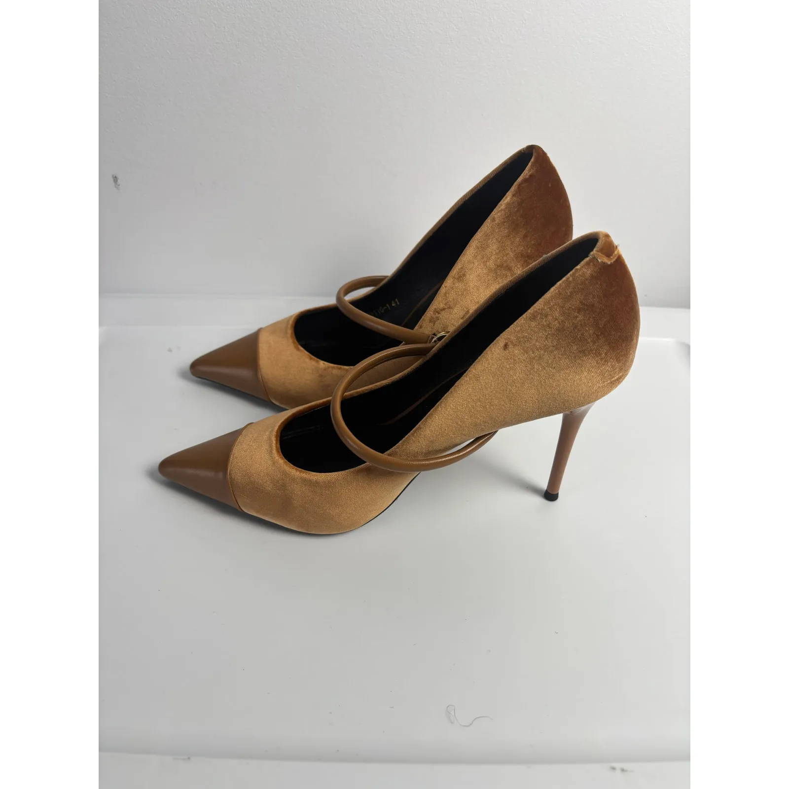 Bigtree Velvet Gold Two - Image 5