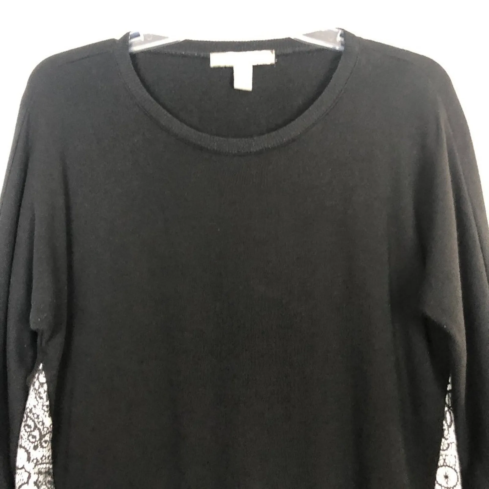 Love 21 Bohemian Floral Edgy Fairygoth Art Timeless Discreet Womens Sweater XS - Image 3