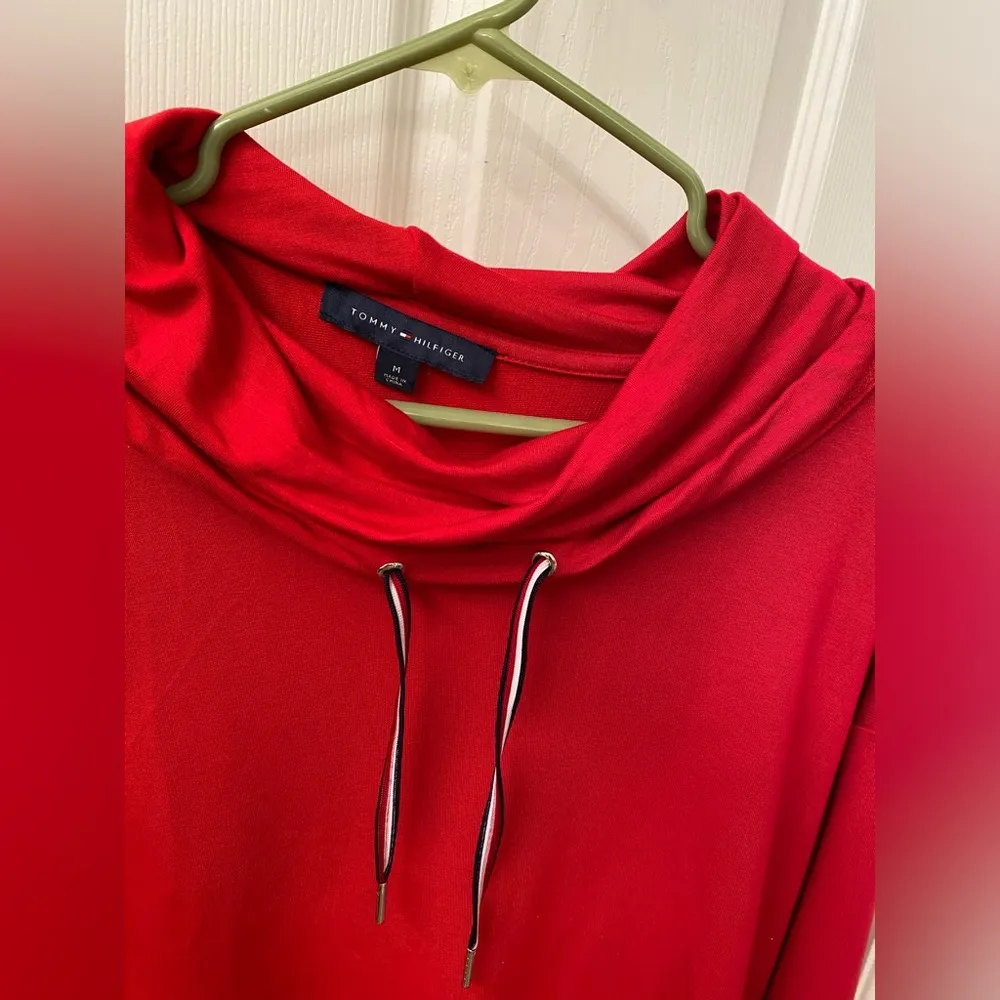 Tommy Hilfiger sweater dress size medium - Image 3