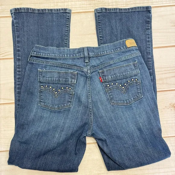 Levi’s 515 Bootcut Studded Pocket Jeans Medium Wash Denim Size 12 Medium - Image 2