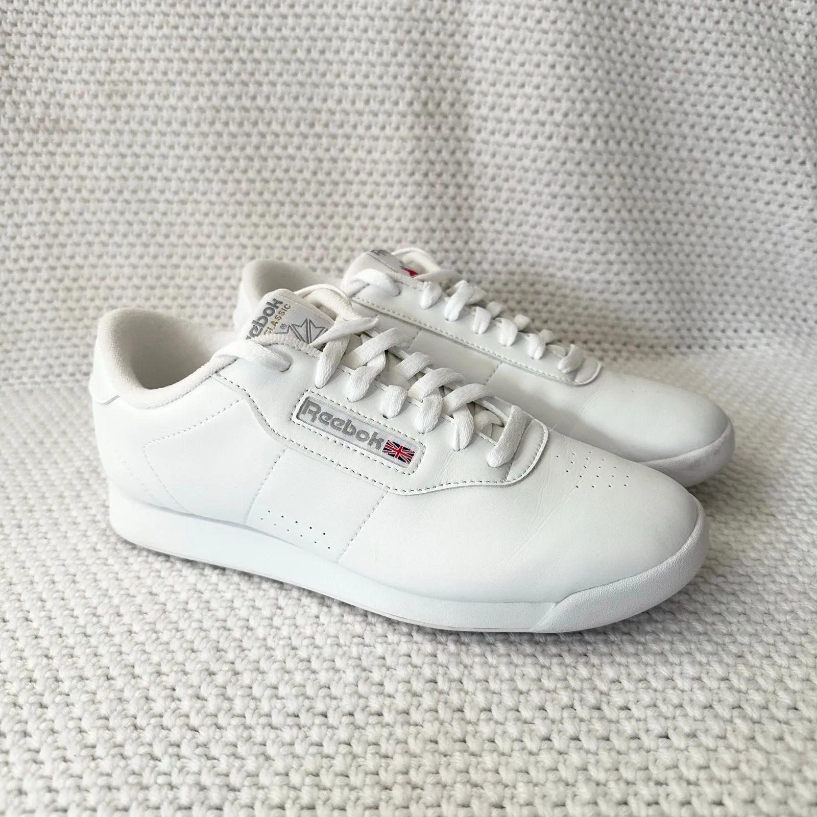 Reebok All White Princess Sneakers Walking Tennis Size 40 US 9 Women Casual Shoe - Image 2