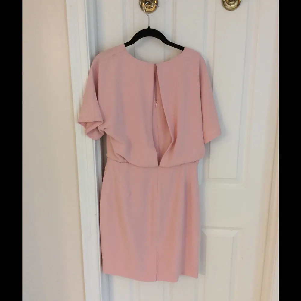 ❤️💝HP💓🍾Banana republic drape back dress - Image 5