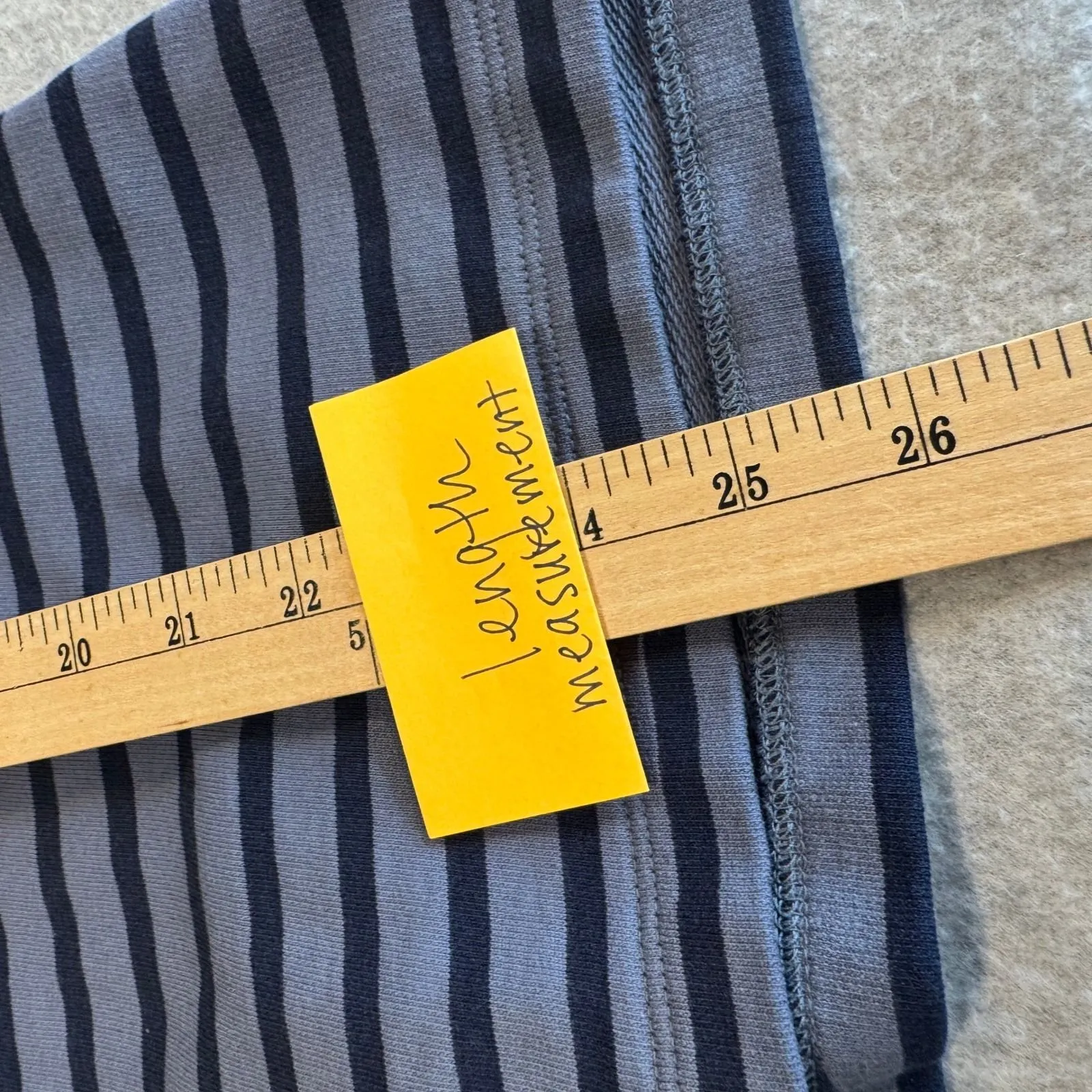 LL Bean Classic Pullover Sweatshirt Womens Medium Gray Cotton Rainbow Stripe - Image 12