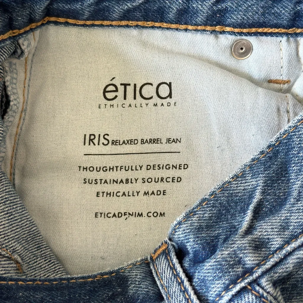 Ética Iris Relaxed Barrel Jean in Basalt, Size 24 Blue - Image 9