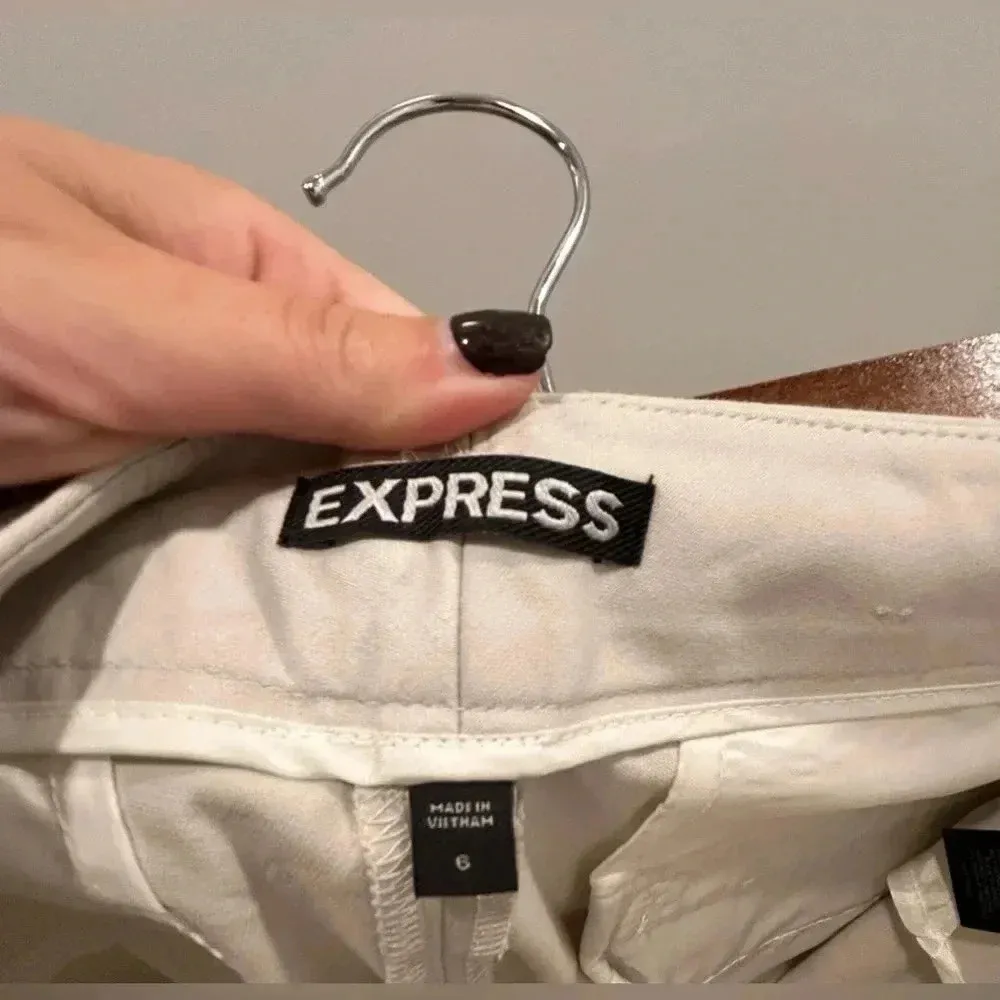 EXPRESS EDITOR Tan  shorts size 6 - Image 4