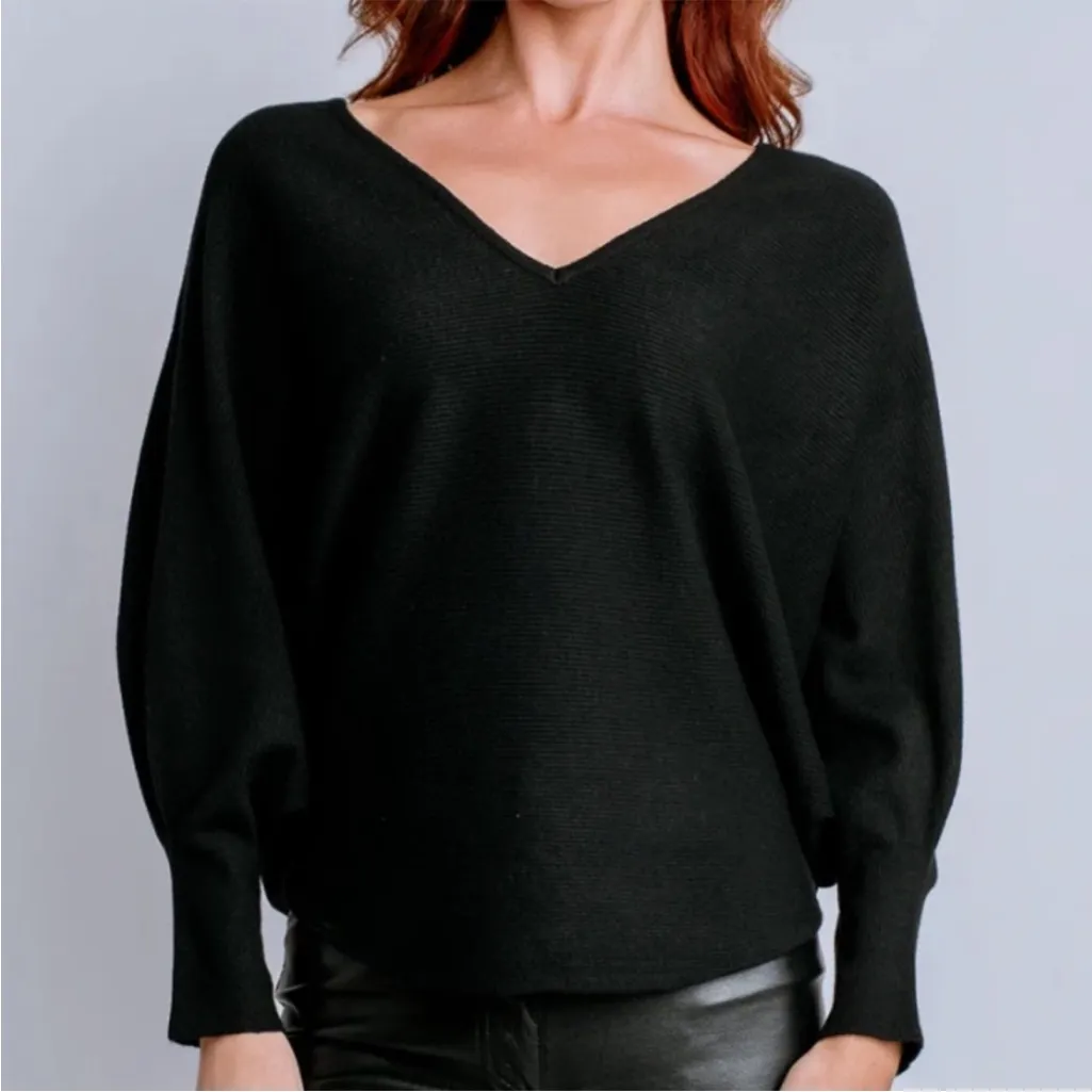 Kerisma Ryu Black V-Neck Thin Sweater Top size Small/Medium - Image 2
