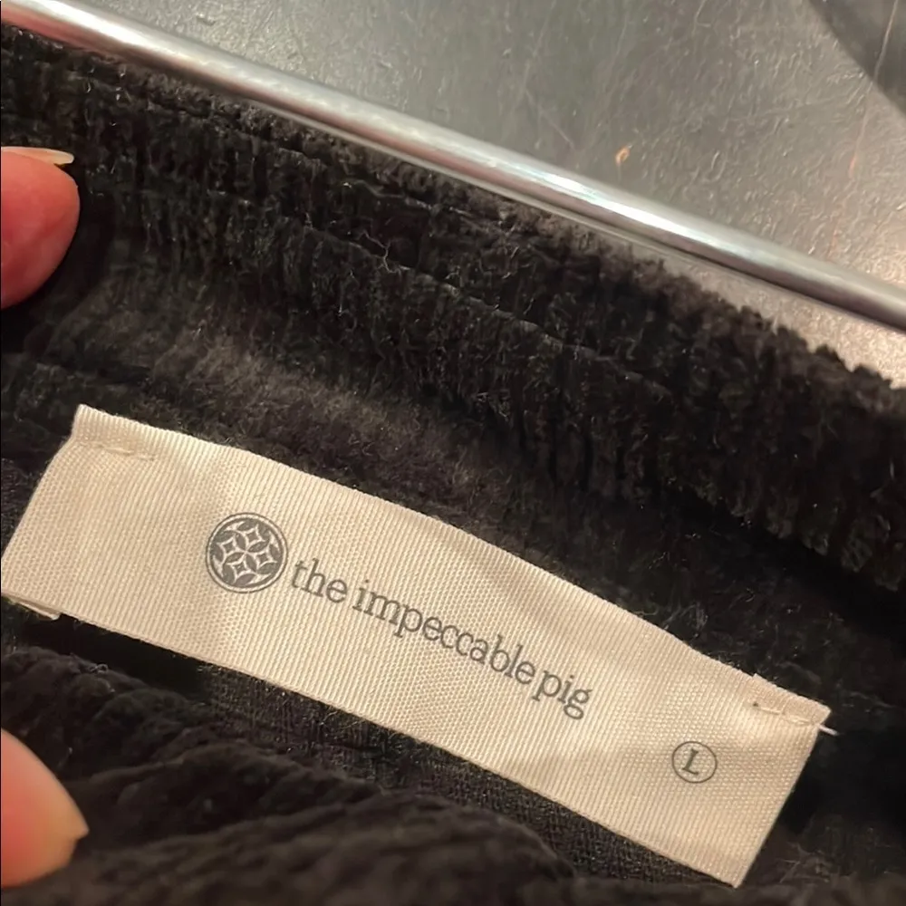 Classic Black Corduroy Skirt - Image 3