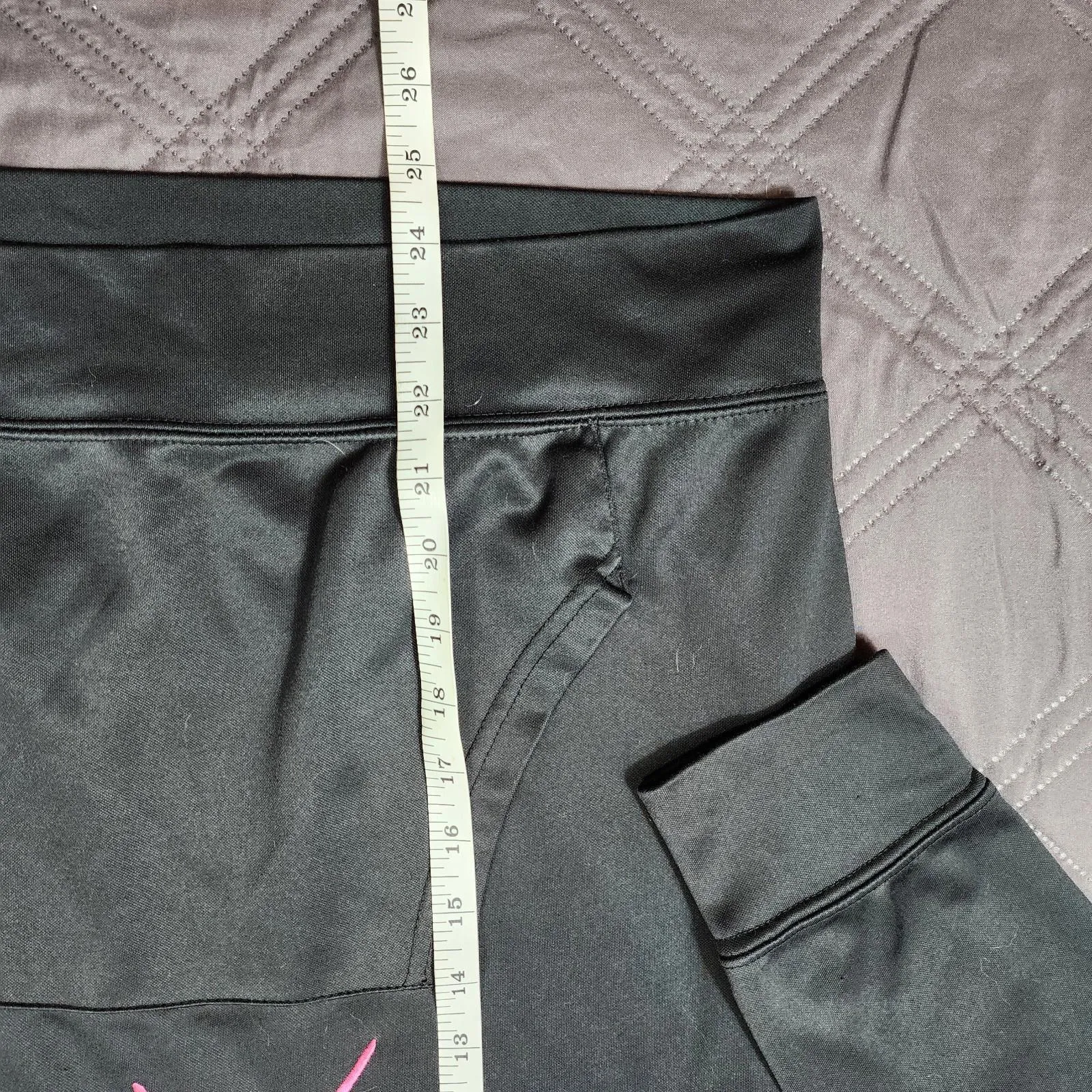 Realtree Women's Black Hoodie with Pink And Camo Accents Size Medium Casual - Image 5