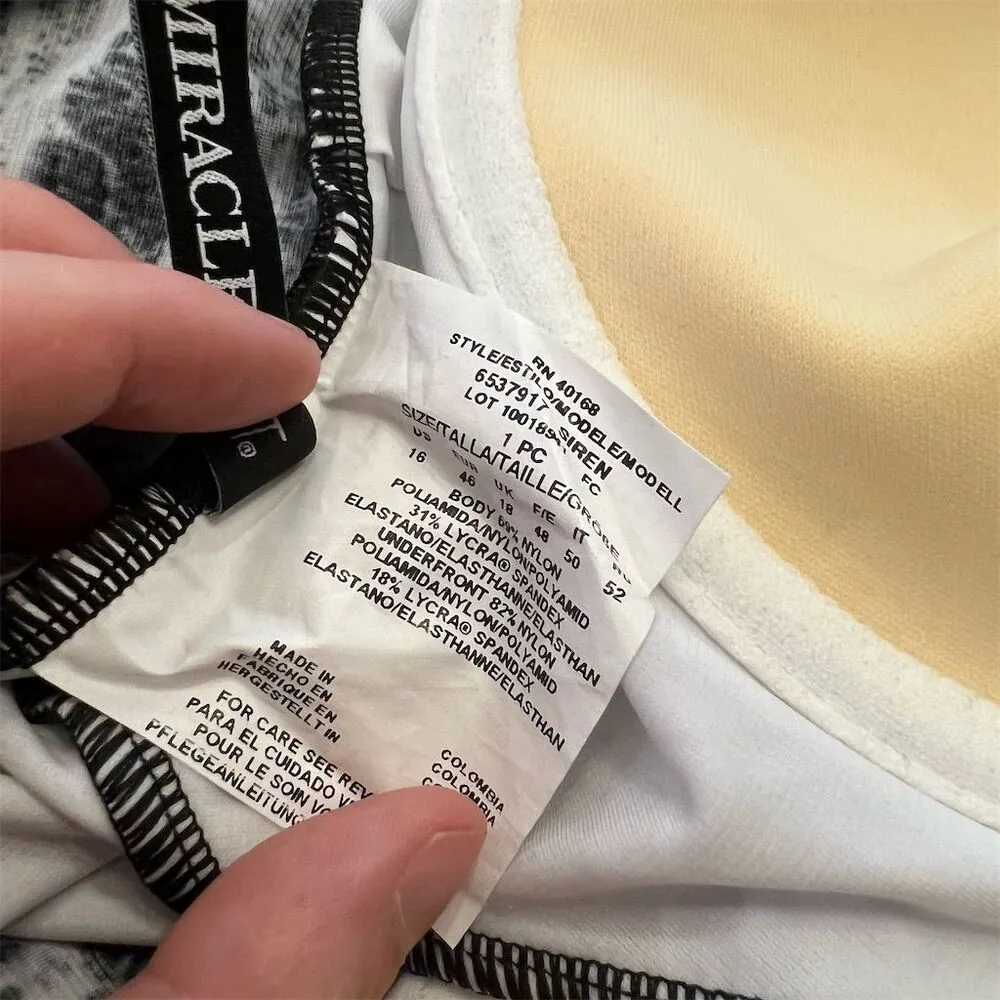 Miraclesuit Chevron Python One Piece Swimsuit Women’s Size 16 Silver Gray siren - Image 6