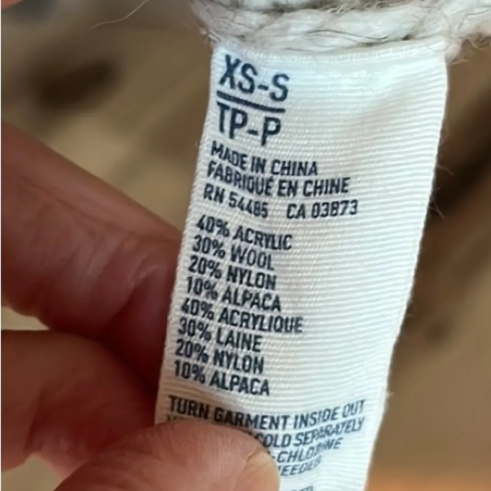 American Eagle Sweater Natural Oatmeal Oversized Cable knit Hoodie Womens XS S - Image 14