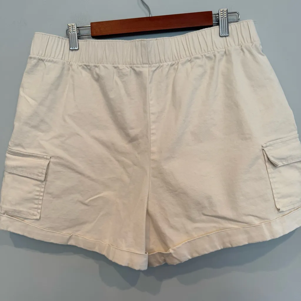 Lucky Brand Pull On Cargo Shorts Size Large - Image 4