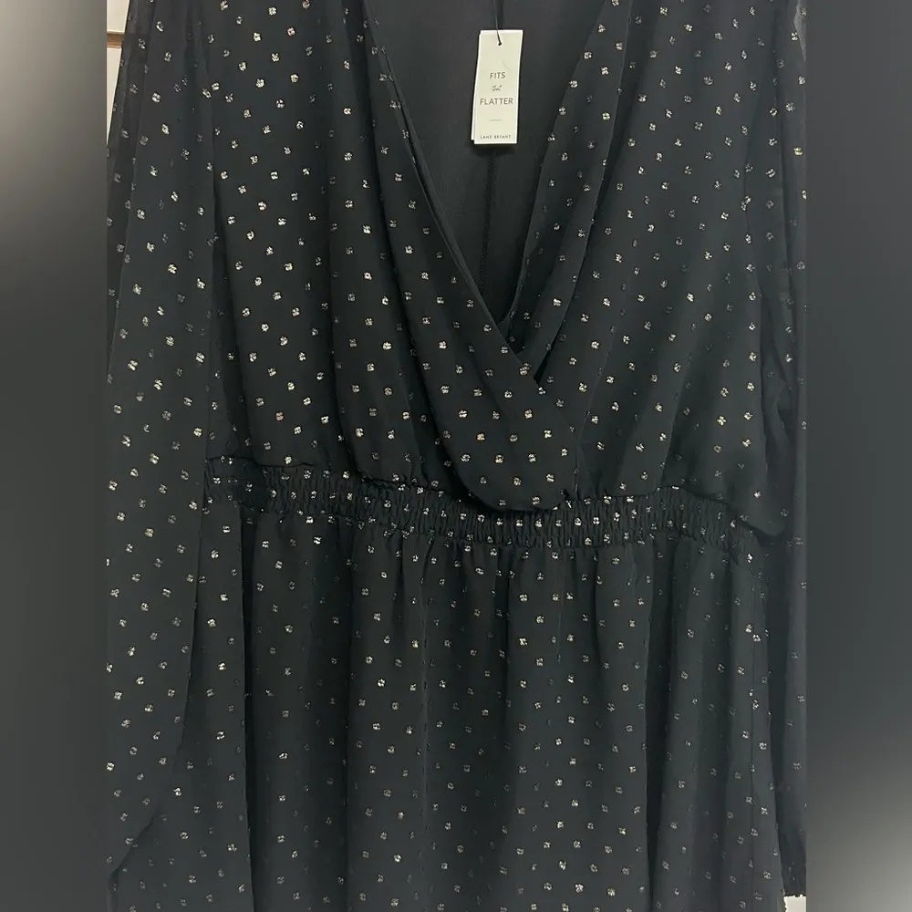 Lane Bryant Peplum Waist Blouse Size 22/24 Black w/Gold Polka Dots Lined V-Neck - Image 3