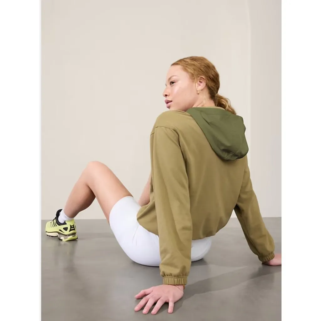 New Athleta M Cascade Cargo Terry Sweatshirt Medium Olive Branch Green - Image 3