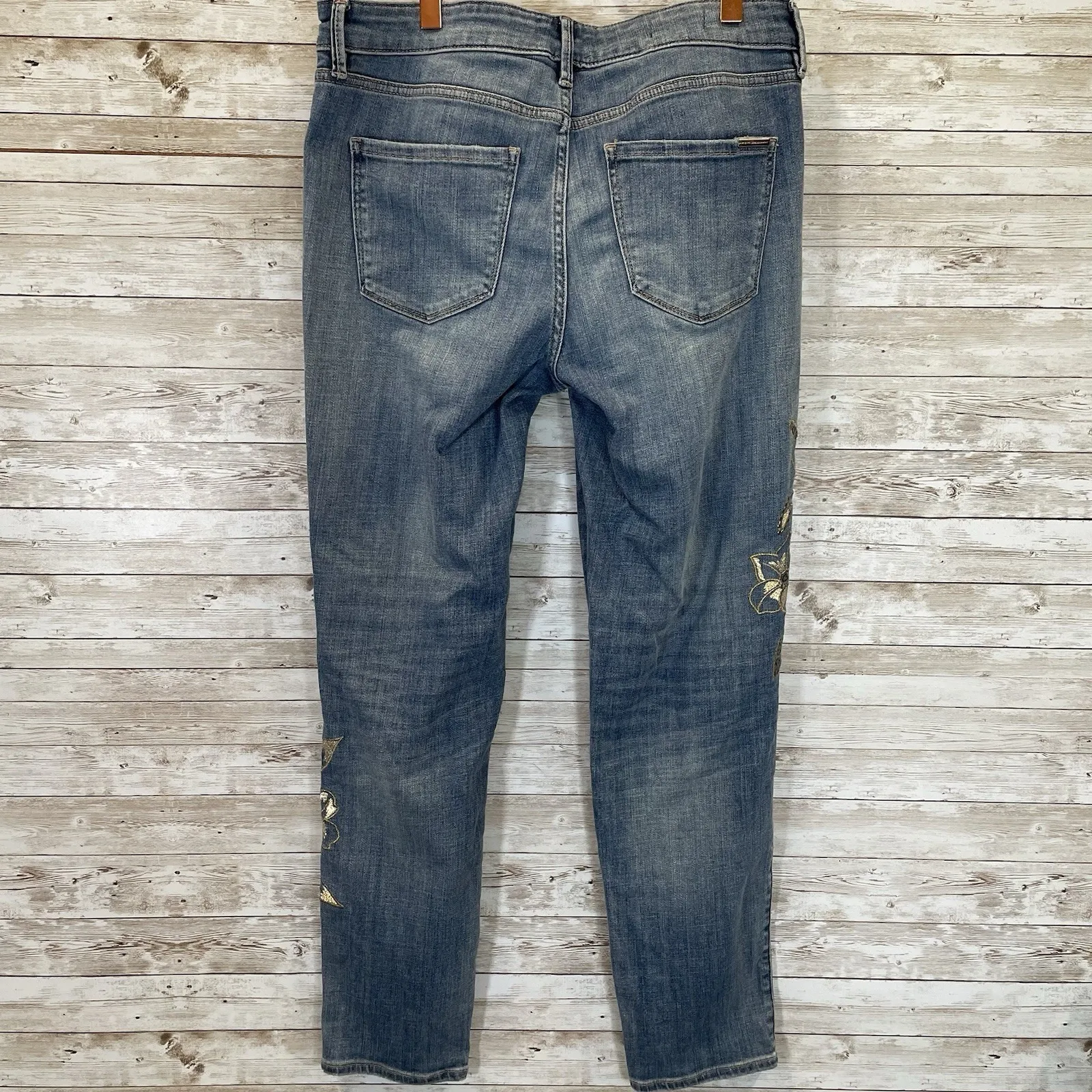 White House Black Market Womens‎ 6 Jeans Girlfriend Mid-Rise Floral Embroidery - Image 4