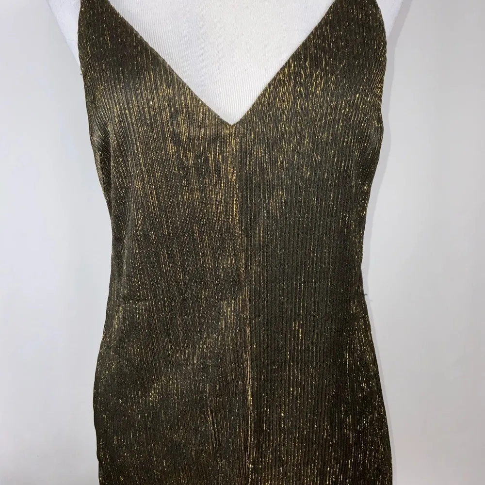 Honey Punch Spaghetti Strap Black & Gold Metallic Overlay Loose Fit Romper Small - Image 6