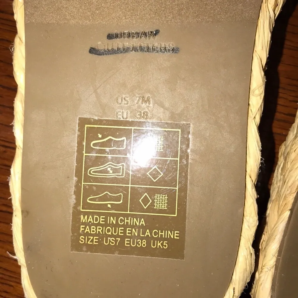 UO Willow Knotted Raffia Jute Plaid Sandal - Image 9