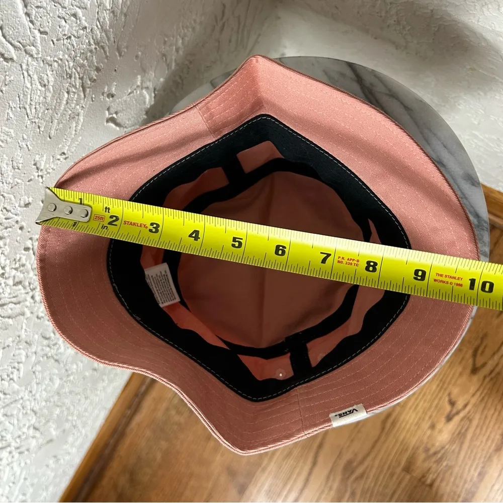 Vans Off The Wall Tapered Logo Bucket Hat - Image 10