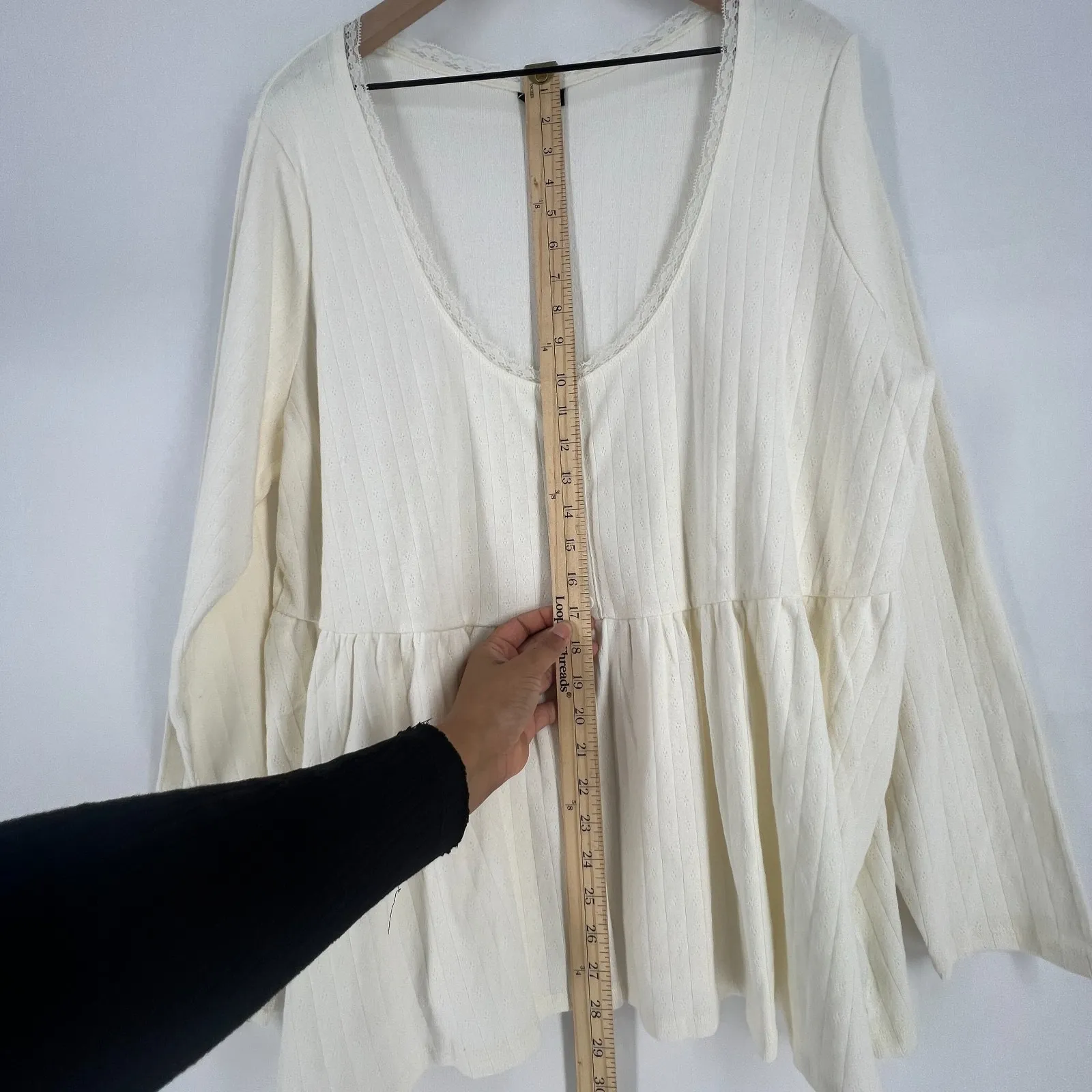 Torrid Babydoll Henley Top 3X Cream 100 % Cotton Pleated Ruffle Hem Lace Trim - Image 2