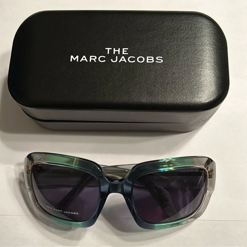 Marc Jacobs Green/Grey Sunglasses. NWOT - Image 2