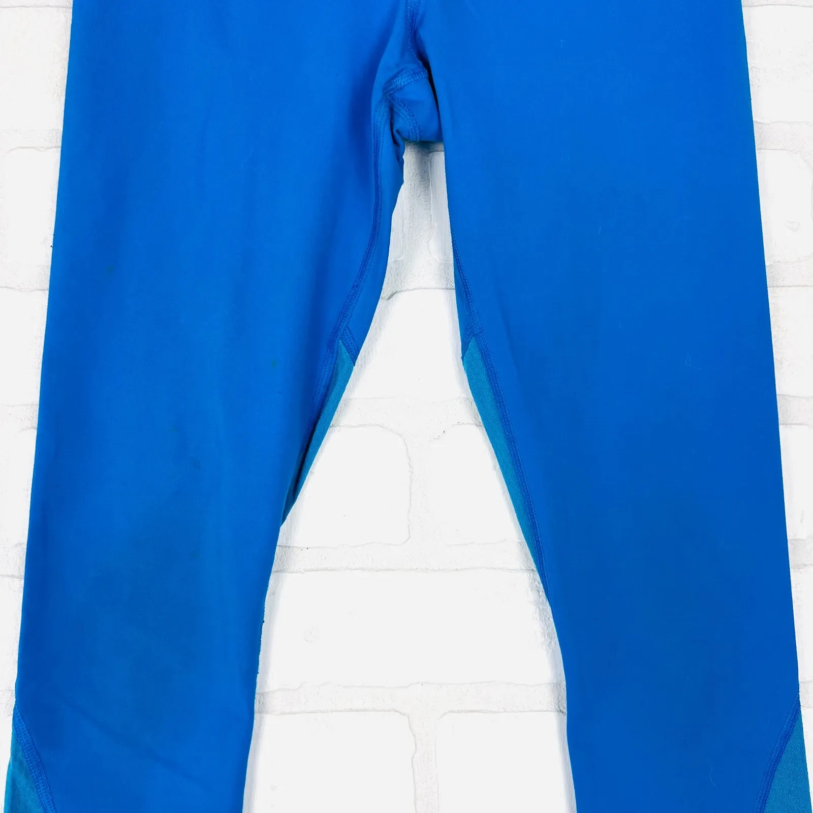 Lululemon Blue Athletic Yoga Pants Size 2 Activewear Cropped‎ Leggings - Image 13