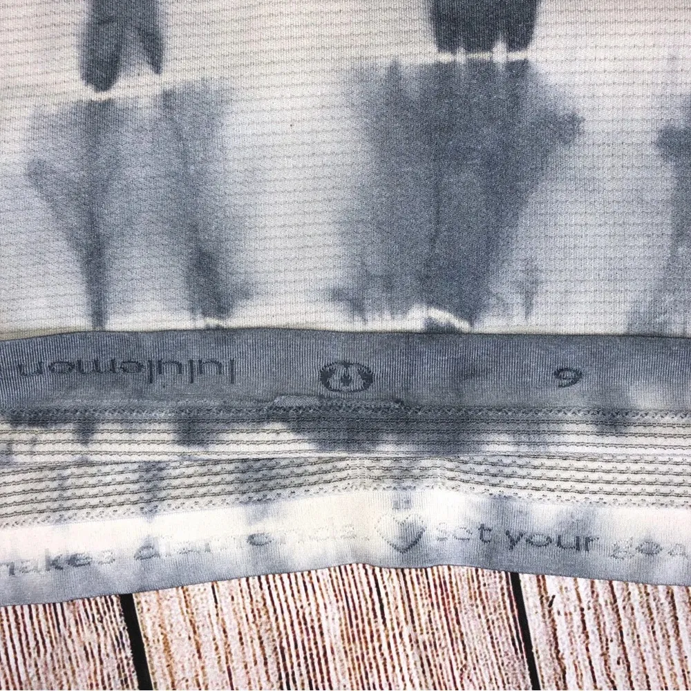 Lululemon Swiftly Tech Blue Tie Dye Short Sleeve T Shirt Size 6 - Image 7