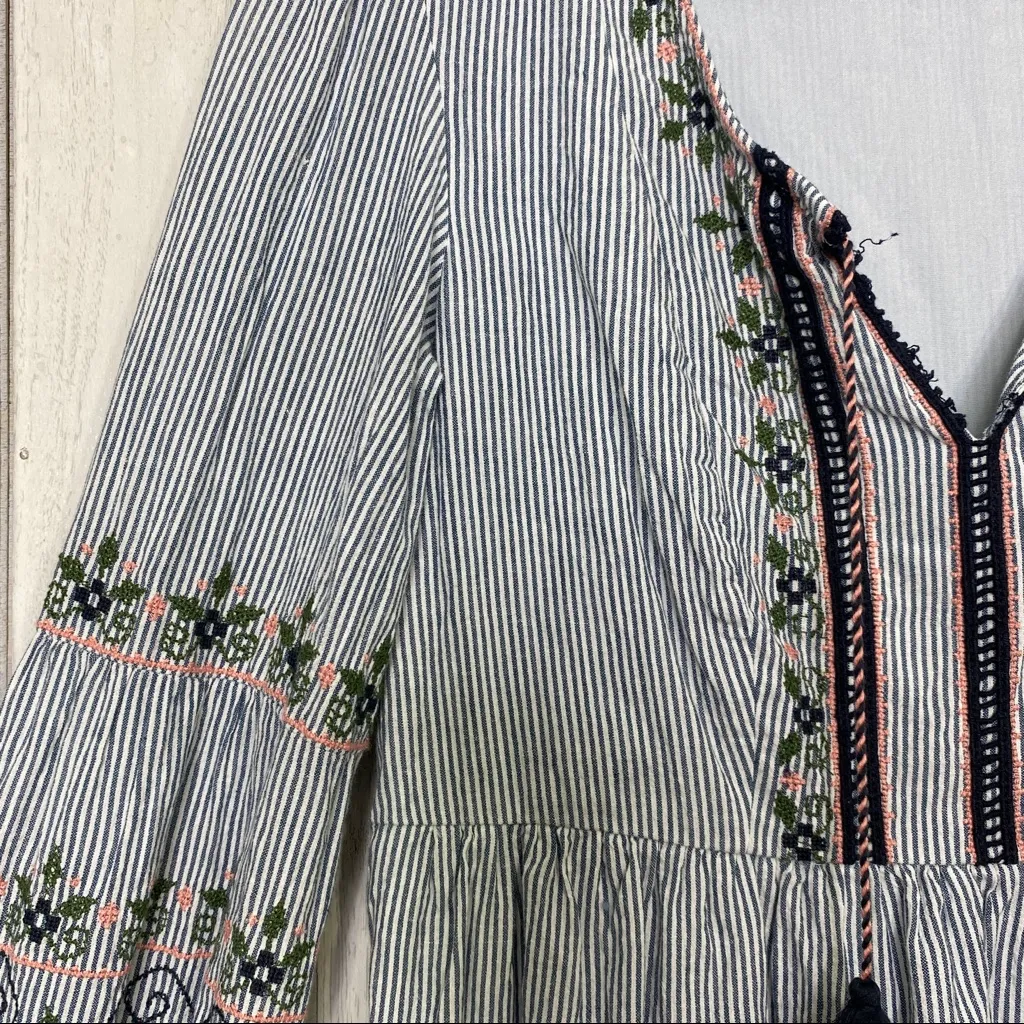Anthropologie Akemi + Kin Maddie Boho Embroidered Dress size 0 *FLAWED* - Image 9