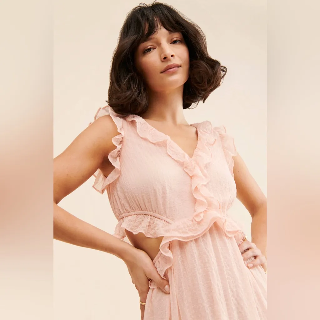 MOON RIVER Ruffle Cutout Shirred Dress Size Medium - Image 3