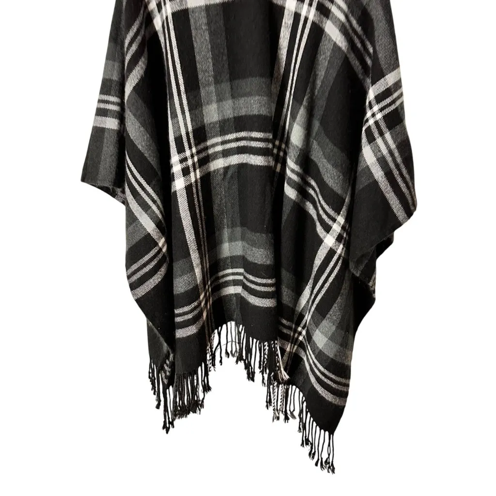 Unbranded OS Black & Gray Plaid Poncho Shawl Wrap With Fringe Edges Size undefined - Image 8