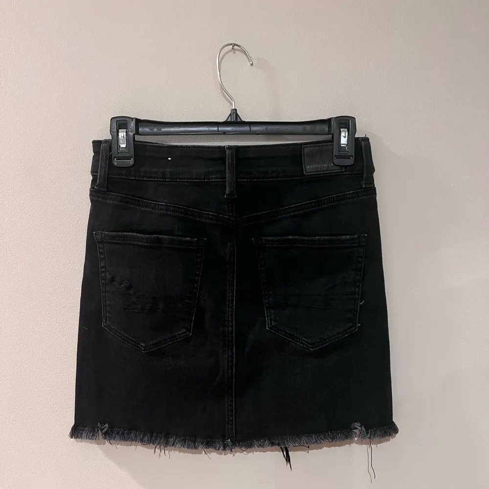 American Eagle Black Jean Skirt Size 0 Regular - Image 2