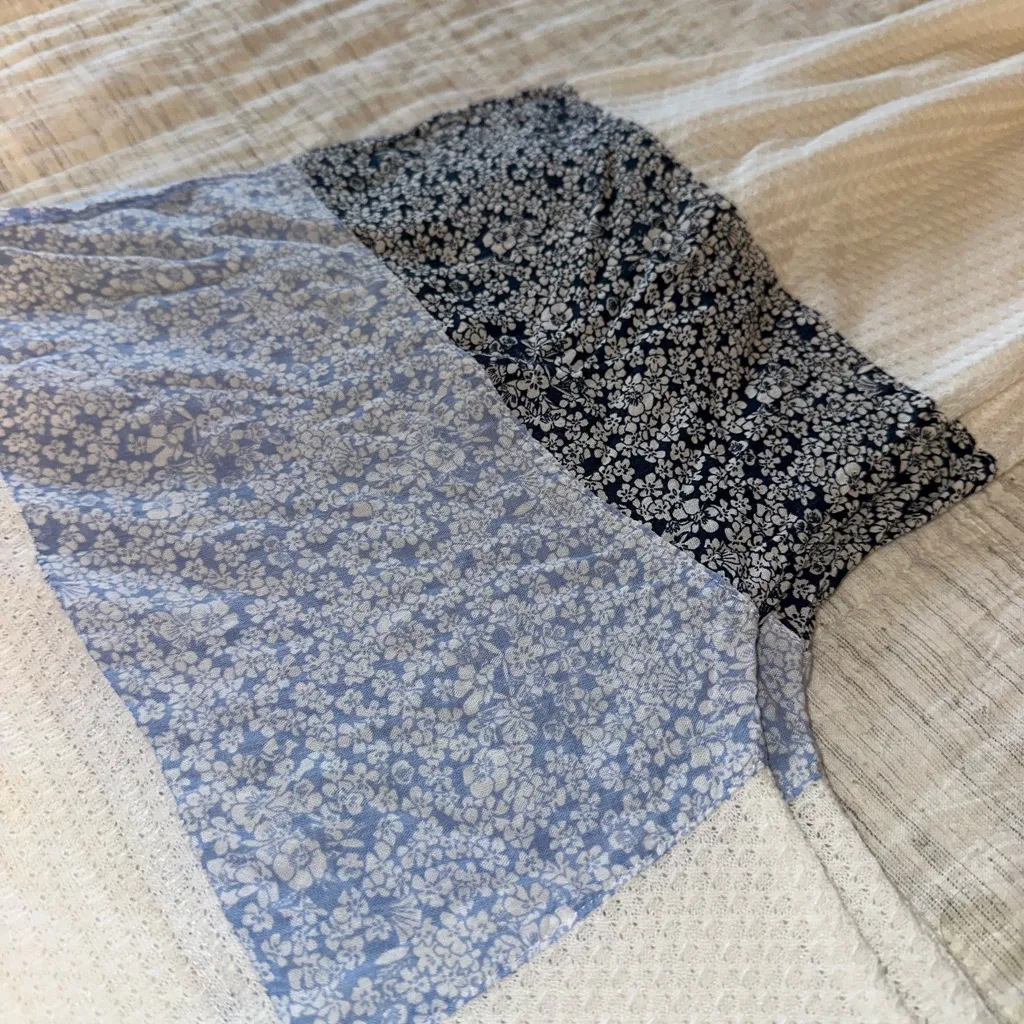 White and Blue Patchwork Blouse Size M - Image 7