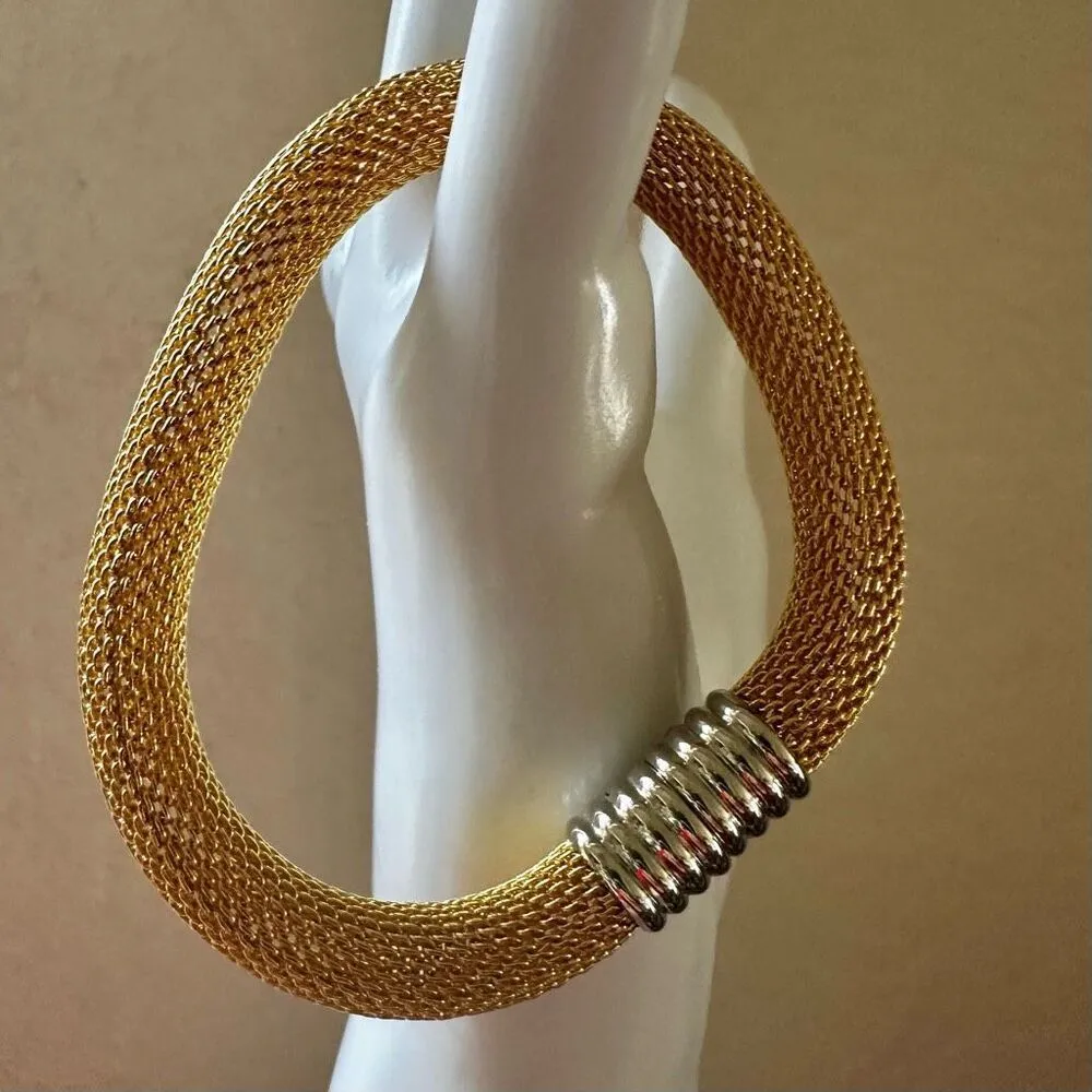 Gold tone mesh bracelet - Image 5
