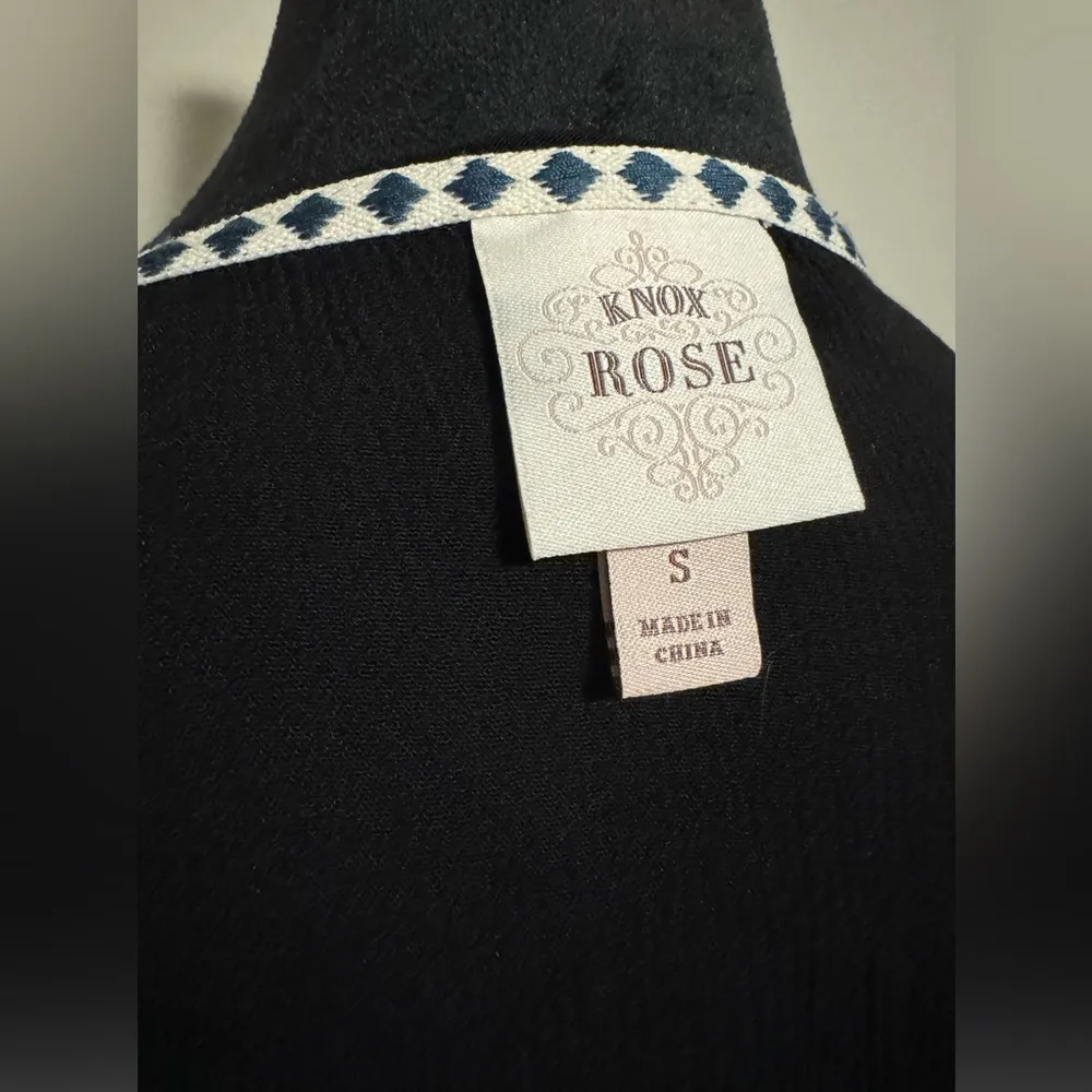 EUC Knox Rose Black and Rainbow Embroidered Boho Cardigan size small - Image 4