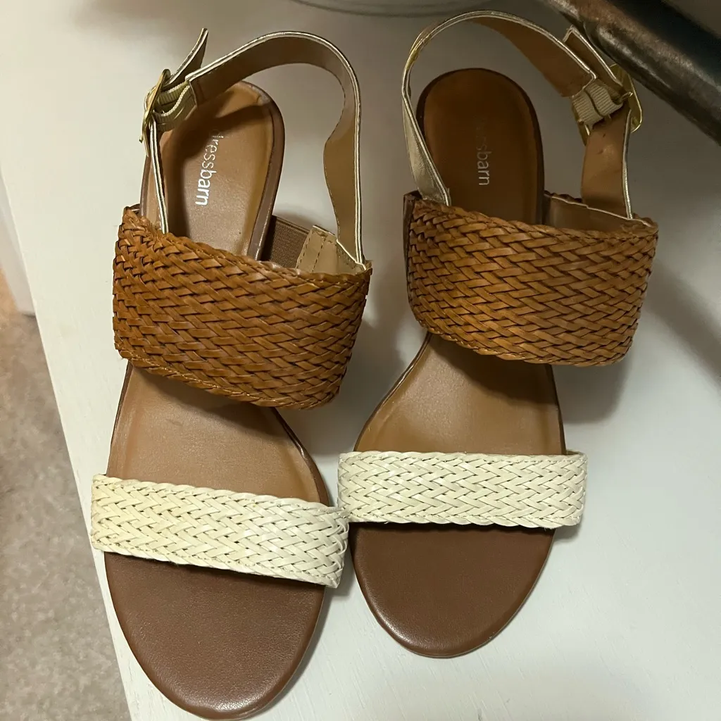 dressbarn Woven Tan and Cream Sandals - Image 2