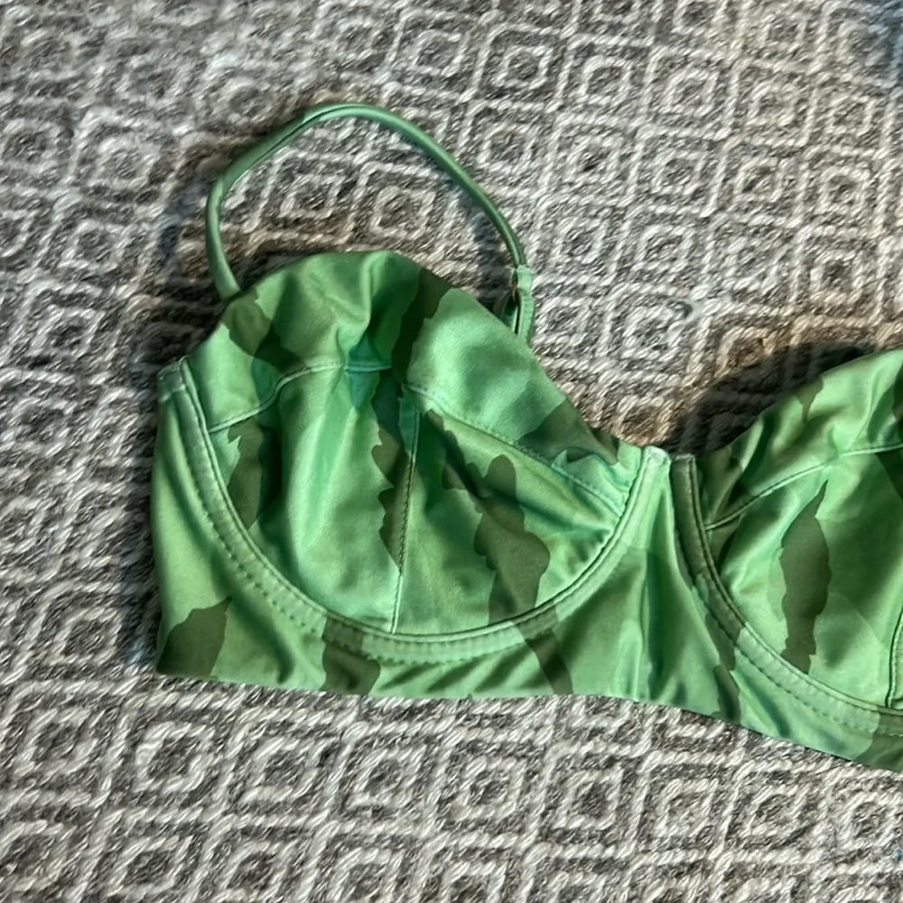 VIX Paula Hermanny Green Camo Corset Lined Bikini Top Size Large - Image 3