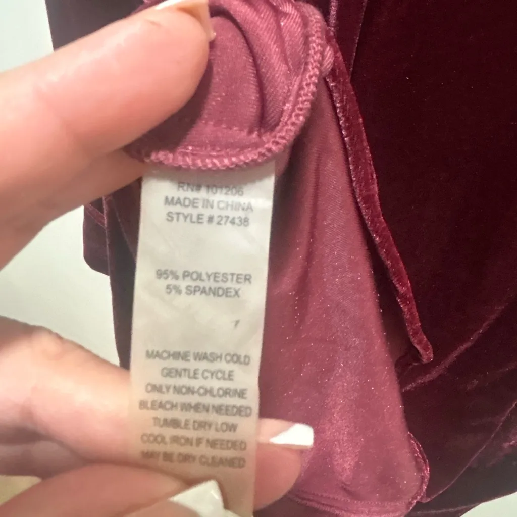 Soft Surroundings Verona Velvet Top Ruffle Pintuck Dark Red  1/4 Button Size L - Image 2