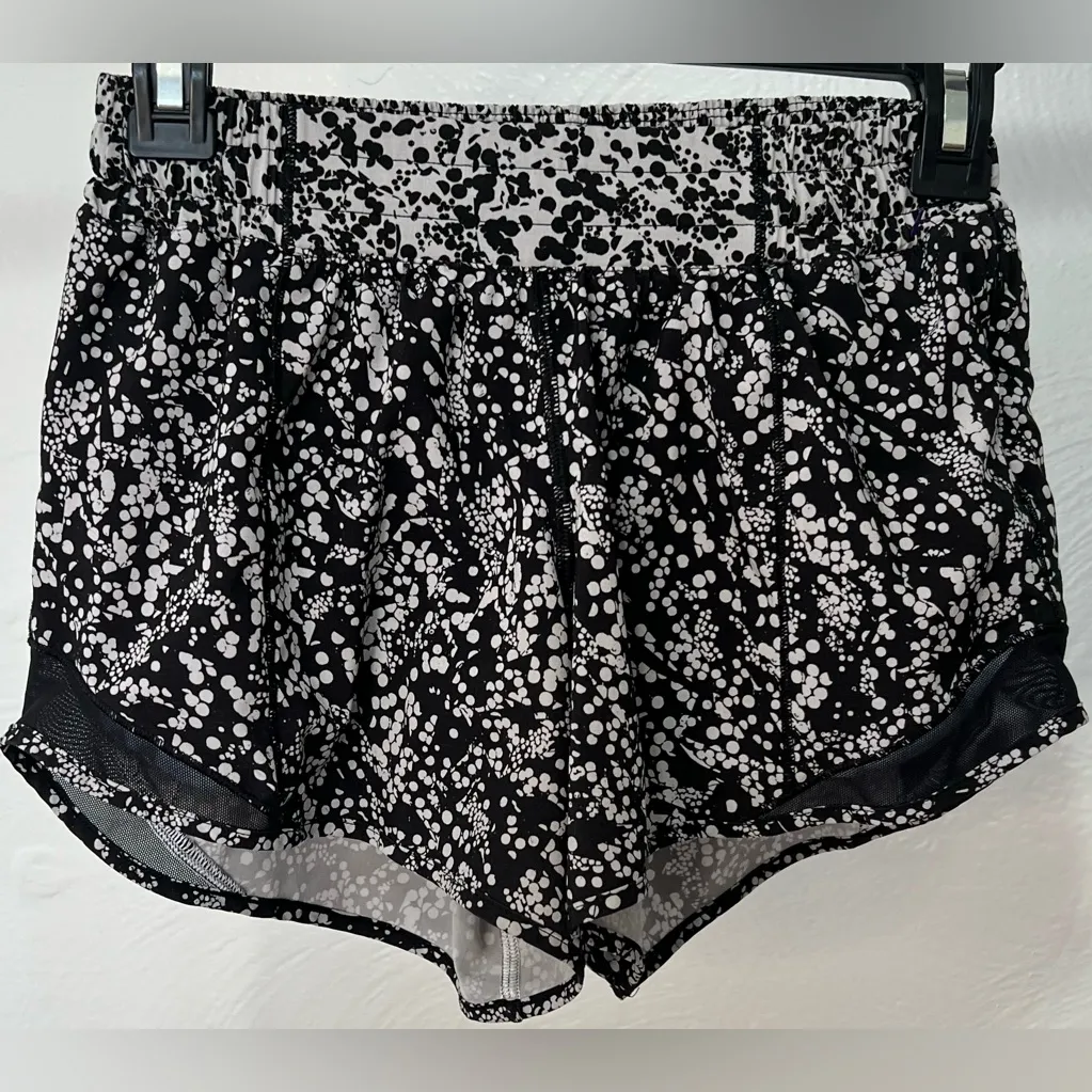 Lululemon Hotty Hot Short - Image 7